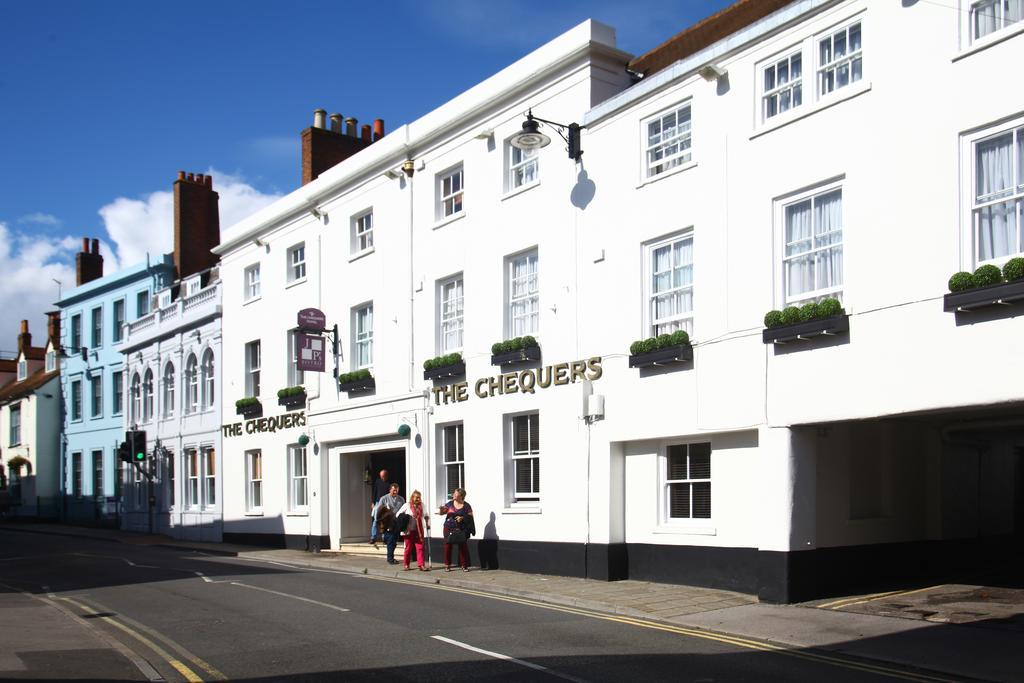 The Chequers Hotel نيوبري المظهر الخارجي الصورة